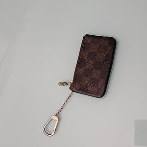 Authentic Louis Vuitton Damier Ebene Key Cles